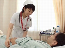 綾瀬ましろ 勃起した患者の肉棒を手淫で気持ち良くしてあげちゃう現役看護学生！